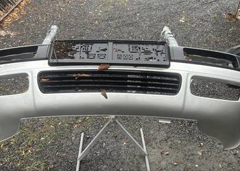 Zderzak przód Audi 80