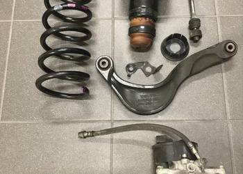 Volvo S60II 13-17 T5  Zacisk tył, wahacz lewy tył