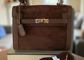 Elegancka czekoladowa torebka zamszowa do ręki na święta sylwester