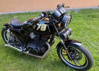 Suzuki GSX 400e bobber/custom