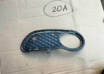 MERCEDES C W203 ATRAPA KRATKA ZDERZAKA PRAWY PRZÓD