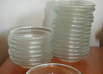 szklany spodek pod szklankę PRL