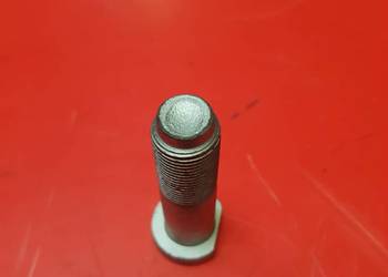 87651028 / 5102745 Śruba M18x1,5x65 mm CNH, Case New Holland