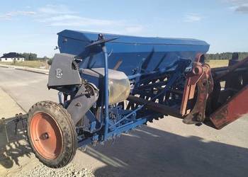 Sprzedam siewnik zbożowy Fiona Sprzedam siewnik zbożowy Fiona