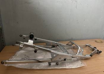 YAMAHA YZF-R6 RJ01 RJ03 99-02 stelaż zadupka Mocowanie