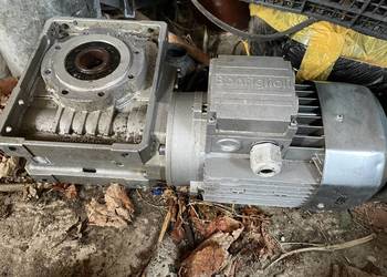 Motoreduktor Bonfiglioli 1.5kW 1430/143 obr.
