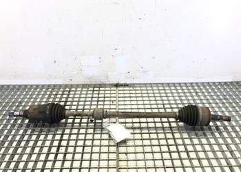 PÓŁOŚ PRAWY PRZÓD CHEVROLET CRUZE 1.6 124KM PRZEGUB