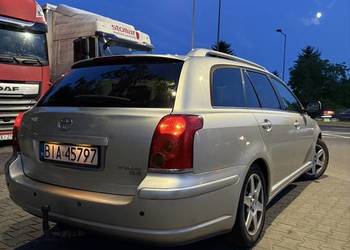 Tayota Avensis 2.4 automatyczna skrzynia biegów