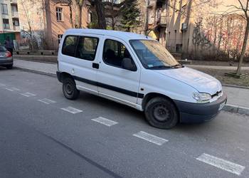 Peugeot Partner,2001r, 1,9 D, SCT,6 os, przewóz niepełnosprawnego, najazd