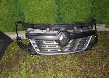 Atrapa wraz z plastikami