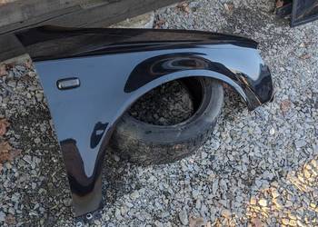 Błotnik Audi A4 B7 lakier LY9B prawy