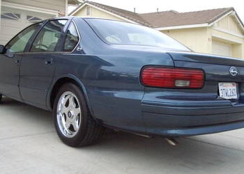 Chevrolet Impala/ Caprice 1993-96 spoiler, nowe emblematy
