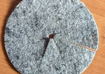 Krążek filcowy, dysk antychwastowy  Φ16 cm szary do doniczek
