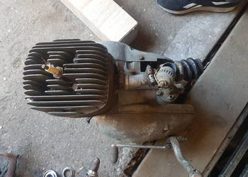 Silnik wsk 125 płytki zapłon obraca się