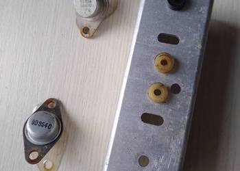 Para tranzystorów BD354B/BD354C z radiatorem