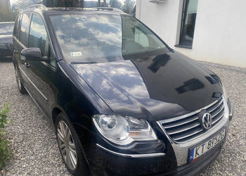 VW Touran 2.0 tdi automat 7 osob