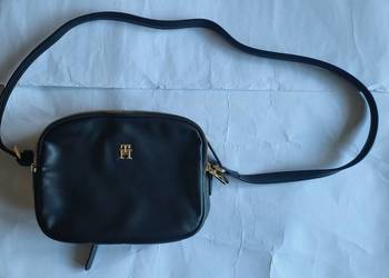 Torebka czarna Tommy Hilfiger dwukomorowa