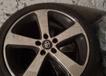 Sprzedam koła 18 od toyoty avensis t27