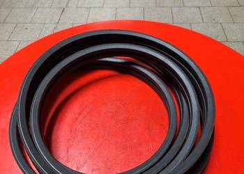 84076421 Pas klinowy kombajn New Holland