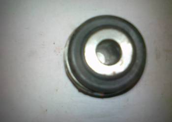 OPEL VECTRA  B TULEJA  WAHACZA TYLNEGO  NOWA LE/PR