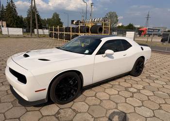 Dodge Challenger R/T 5.7 HEMI Pakiet Hellcat