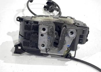 ZAMEK DRZWI PRAWY PRZÓD RENAULT MASTER III Bus 805020009R