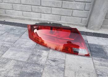 Audi TT 8j Lampa lewa tył kompletna ładna 8j0 945 095 c