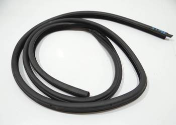 USZCZELKA LEWY PRZÓ BMW E60 7033774