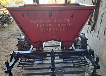 Sadzarka do ziemniaków kubełkowa Akpil