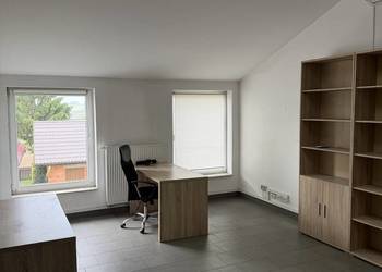 Lokal usługowo-biurowy 25 m² | Wierzbno | Klimatyzacja | Duży parking