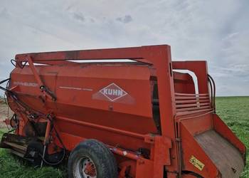 Paszowóz  Kuhn Euromix 850