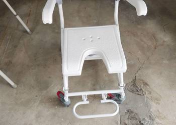 Wózek dla seniora - transportowy, kąpielowy