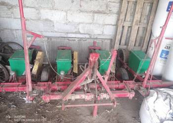 Siewnik do kukurydzy