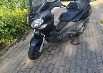 PIAGGIO X9