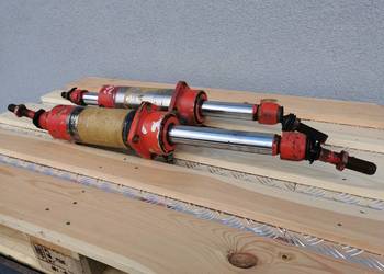 Siłownik skrętu Manitou MLT 628 {Clark-Hurth}