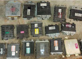 Sterownik ECU Audi 80 b3 b4 1.6 1.8 2.0 2.3 .2.6