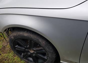 błotnik przedni lewy AUDI A4 B8 Lx7w