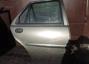 DRZWI TYLNE PRAWE FORD FIESTA MK4 5D KOLOR M8
