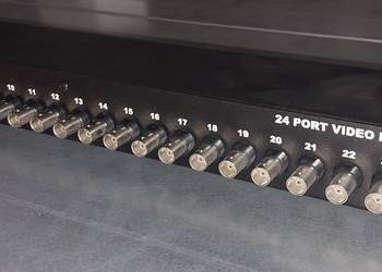24-portowy panel wideo BNC