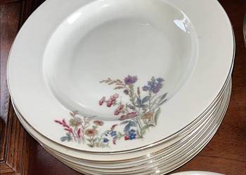 Talerz do zupy. Łączka. Royal Ivory. Bohemia. Made in Czechslovakia. Talerz do zupy. Łączka. Royal Ivory. Bohemia. Made in Czechslovakia.