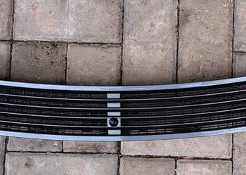 Kratka maska Mercedes W211 nr 2118800005 kolor 368