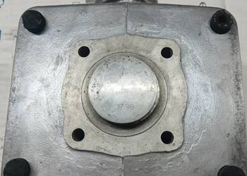 Cylinder almot 50 cm przebieg około 200 km
