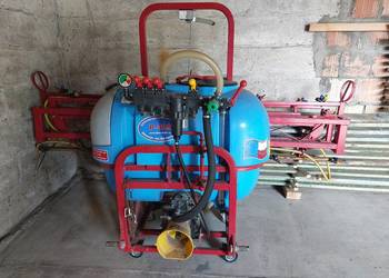 Opryskiwacz Biardzki 300l/12m Mało uzywany