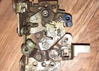Zamek drzwi przednich opel astra 2G HB