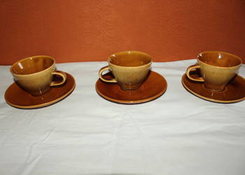 Filiżanki z talerzykami Mirostowice Opal 3 sztuki Czasy PRL Filiżanki z talerzykami Mirostowice Opal 3 sztuki Czasy PRL