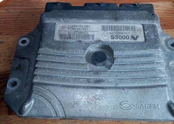 Komputer silnika RENAULT 8200298463.