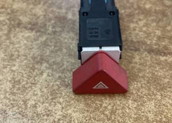 WŁĄCZNIK ŚWIATEŁ AWARYJNYCH GOLF V PLUS 5M0953509A