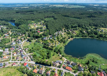 Działka nad jeziorem Wisełka