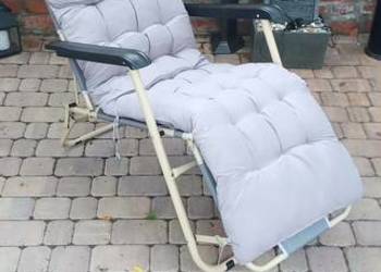 Leżak ogrodowy nowy z grubą poduszką