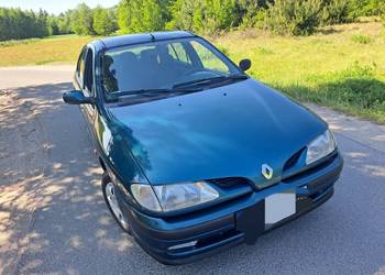 Sprzedam Renault megane 1.4 benzyna 1999r sedan